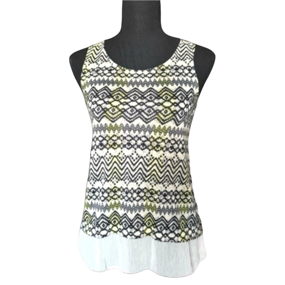 🔵 5 for $25 PRINCESS VERA WANG black patterned sleeveless tank